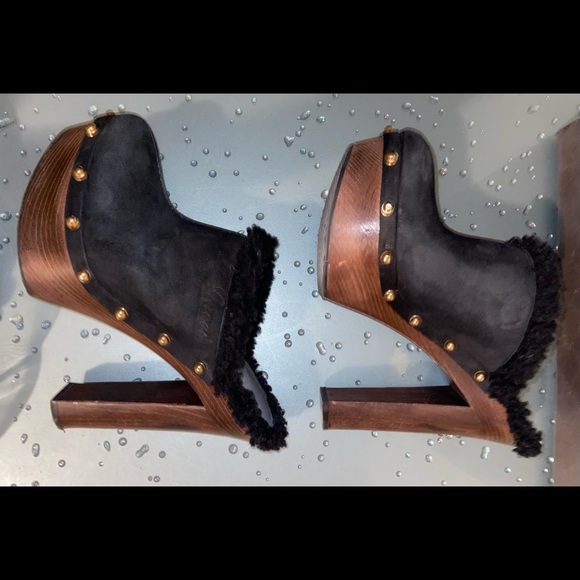 GUCCI Black Suede Leather Fur Lined Platform Stud Clogs Heels Size 37.5 - Picture 4 of 8